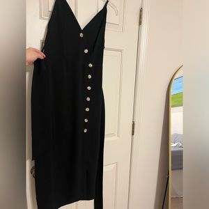 Small Entro black dress